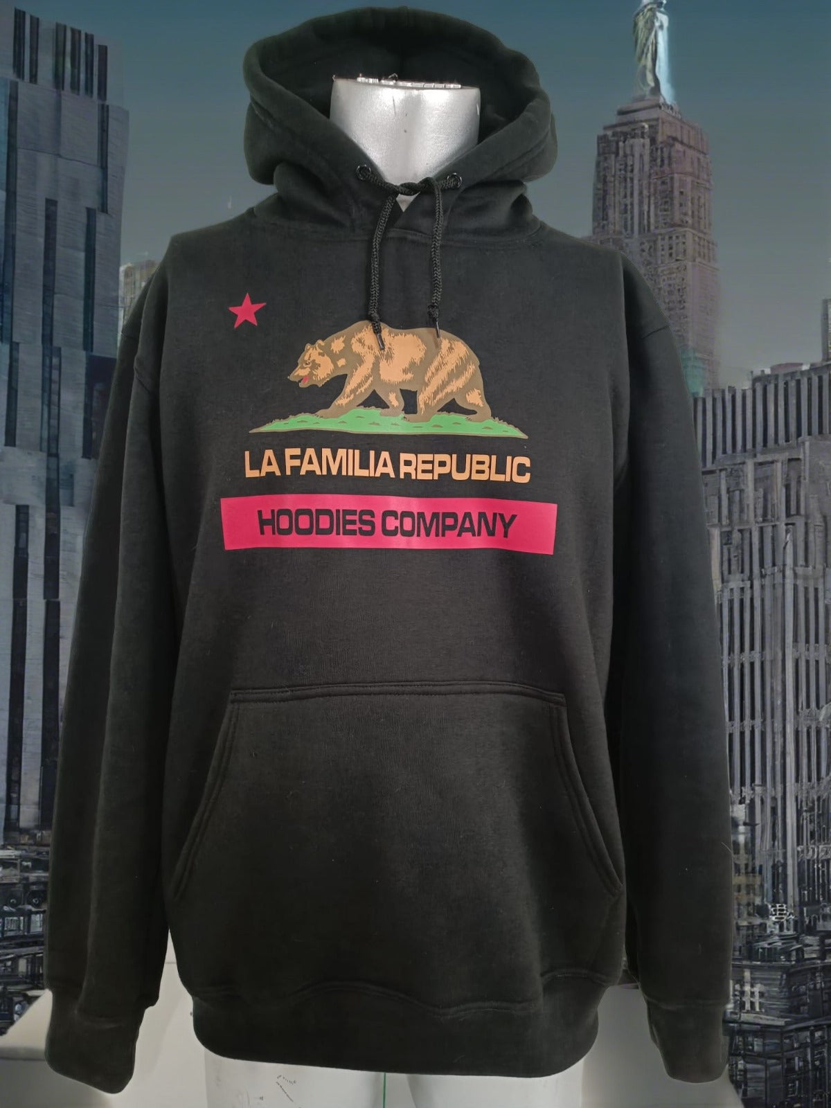 Sudadera LFM Hoodie La Familia Republic