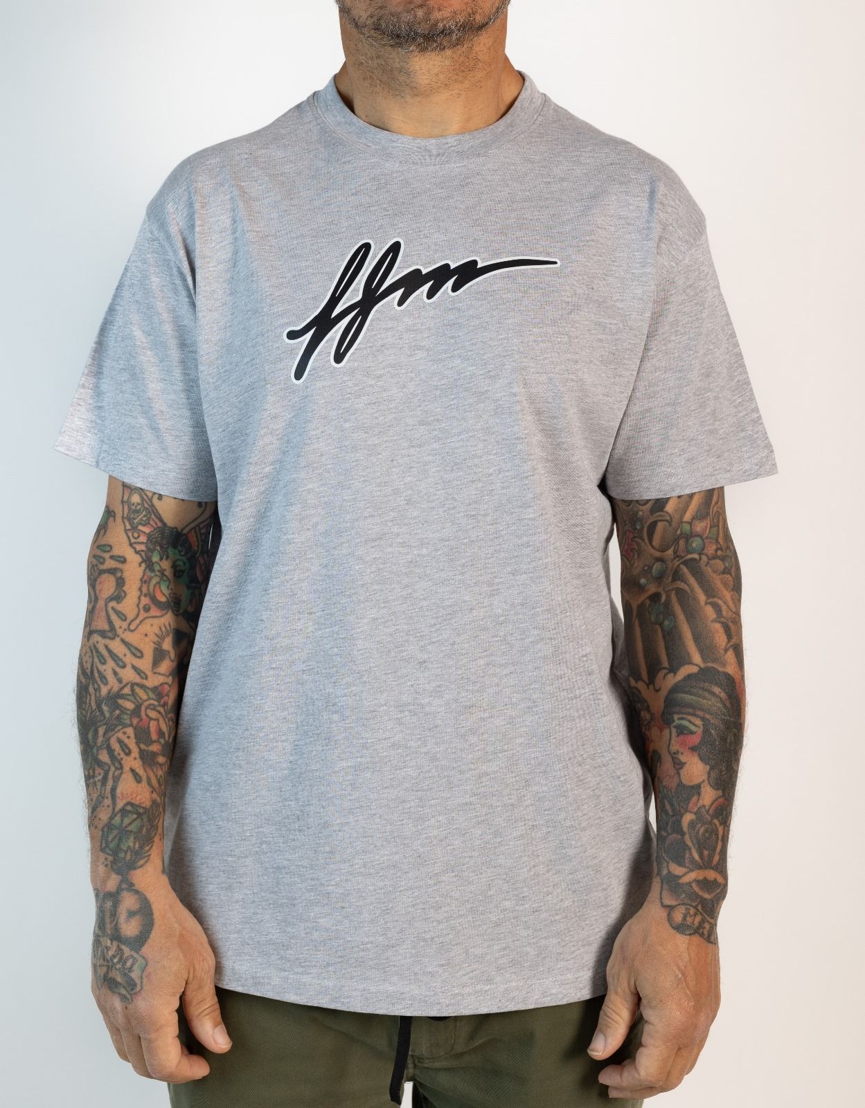 Camiseta gris LFM logo